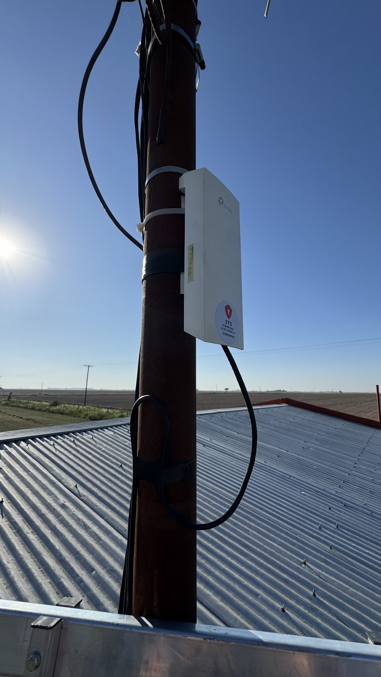Equipo para enlace inalámbrico instalado en altura